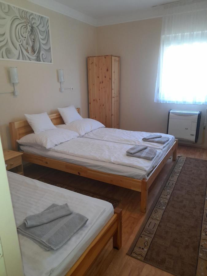 Thermal Apartman Tiszafuered Eksteriør billede